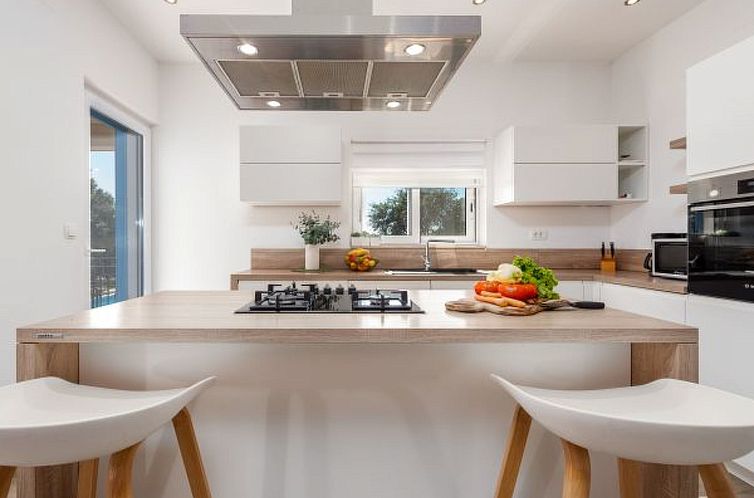 Vakantiehuis Casa Kamber with pool