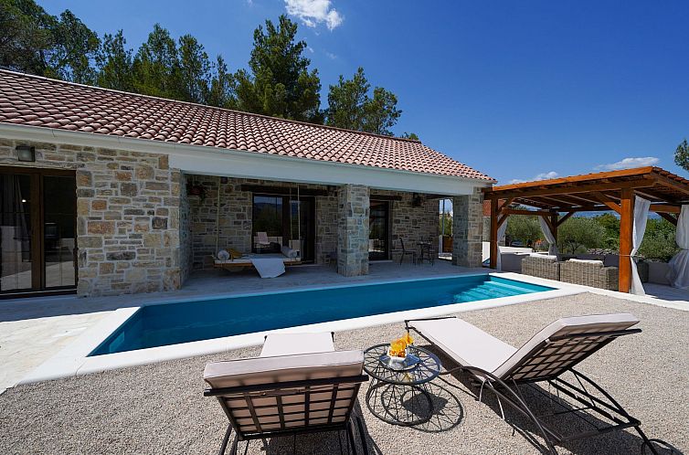 Vakantiehuis VILLA KARLA