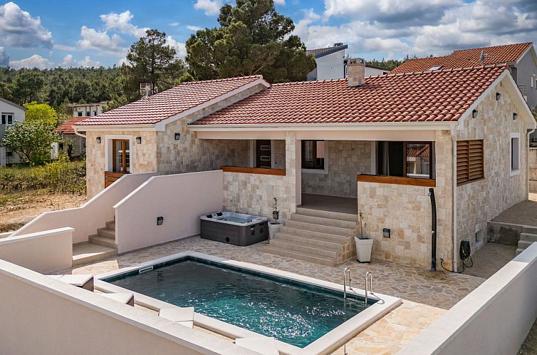 Vakantiehuis Villa Alora