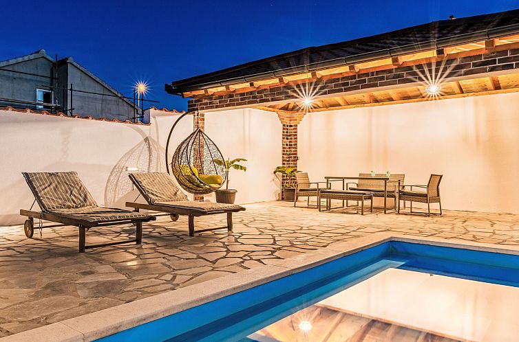 Vakantiehuis Holiday Home Meri