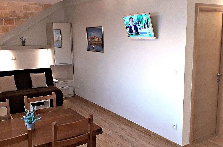 Appartement Schöne Ferienwohnung in Baska Voda mit Terrasse