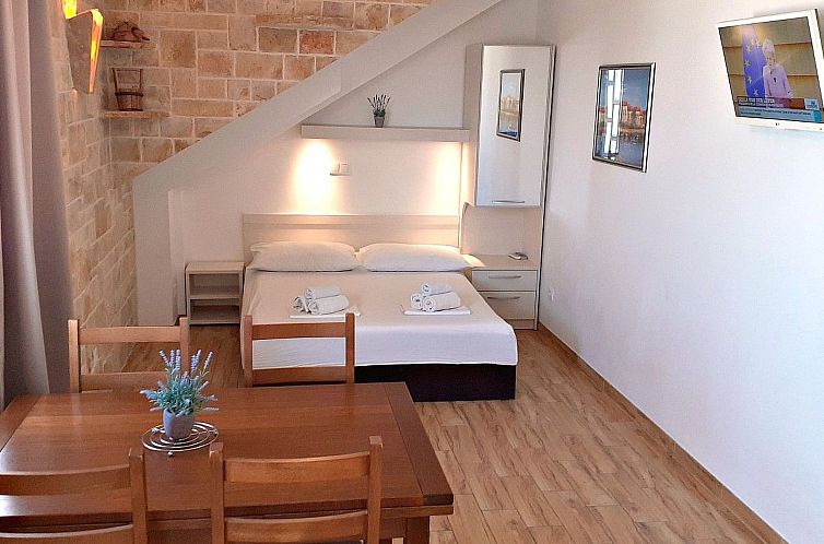 Appartement Schöne Ferienwohnung in Baska Voda mit Terrasse