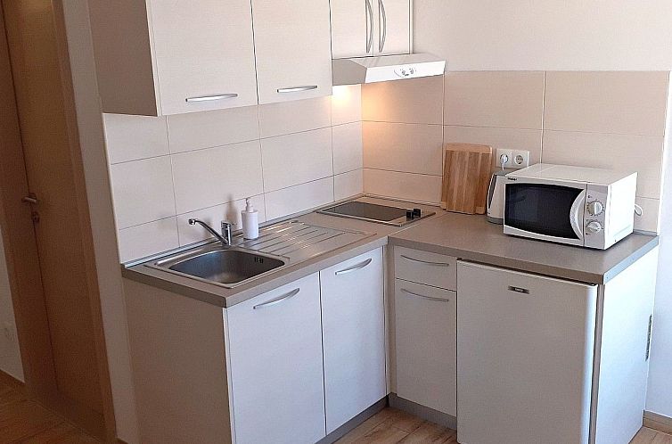 Appartement Schöne Ferienwohnung in Baska Voda mit Terrasse