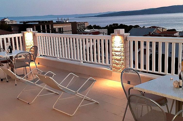 Appartement Schöne Ferienwohnung in Baska Voda mit Terrasse