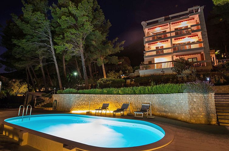 Guest house 1032920 - Apartment Dalmatia - Appartement Komfortable Ferienwohnung