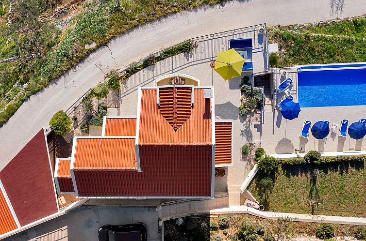 Vakantiehuis Villa "Lilly" mit Infinity-Pool