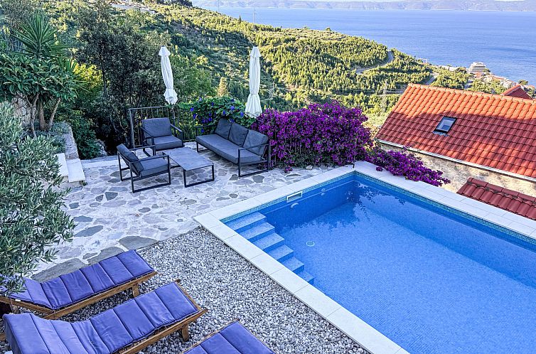 Vakantiehuis Wunderschöne Steinvilla mit tollem Ausblick