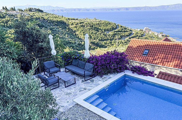 Vakantiehuis Wunderschöne Steinvilla mit tollem Ausblick