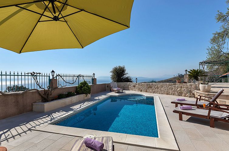 Unterkunft 1033016 - Ferienhaus Dalmatien - Vakantiehuis "Podgora" mit Blick auf das Wasser