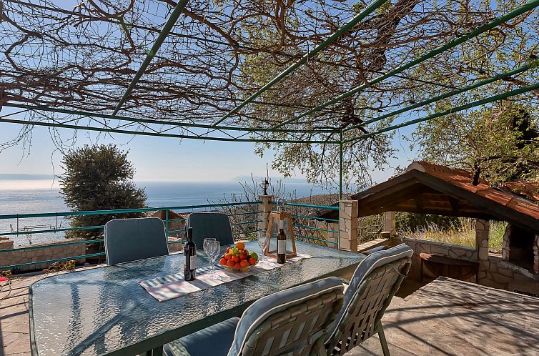 Vakantiehuis "Podgora" mit Blick auf das Wasser