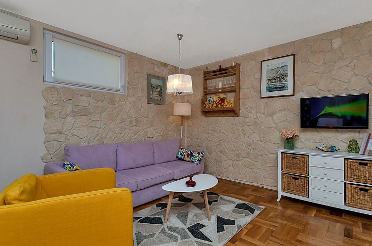 Vakantiehuis "Podgora" mit Blick auf das Wasser