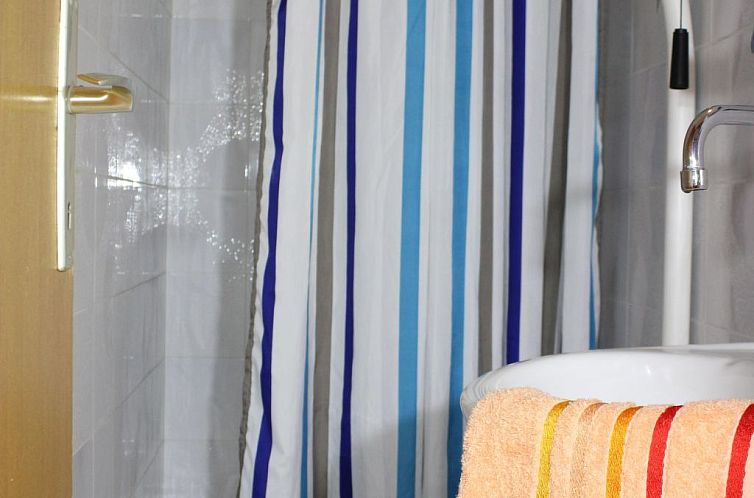 Appartement "Slaven" mit Blick auf das Wasser