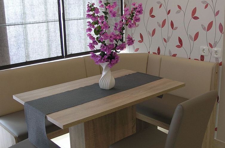 Unterkunft 1033020 - Appartement Dalmatien - Appartement "Dobrila" direkt am Strand