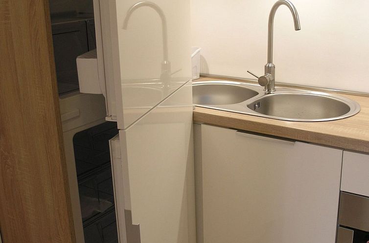 Appartement "Dobrila" direkt am Strand