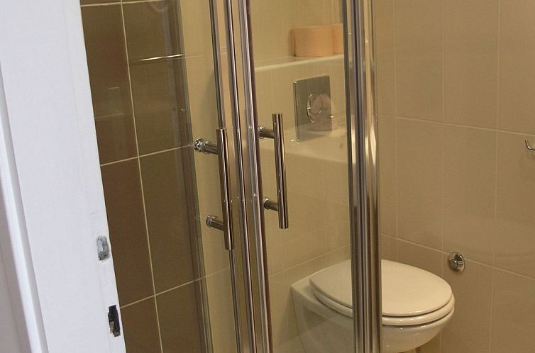 Appartement Wohnung "Dobrila" direkt am Strand