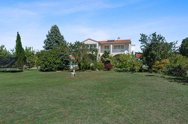 Vakantiehuis Villa Almas mit Schwimmbad, Fitnessraum, Tennis