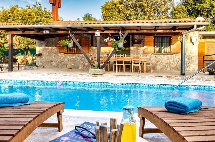 Vakantiehuis Villa Bacak