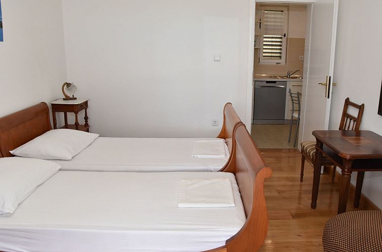 Appartement Ruhige Ferienwohnung mit Terrasse und Garten