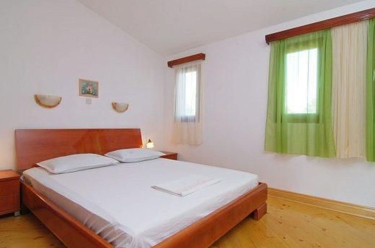 Appartement "Zeljka" mit Terrasse