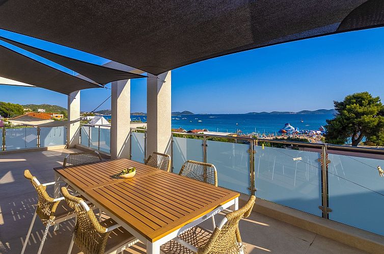 Guest house 10330820 - Apartment Dalmatia - Appartement Penthouse Justina