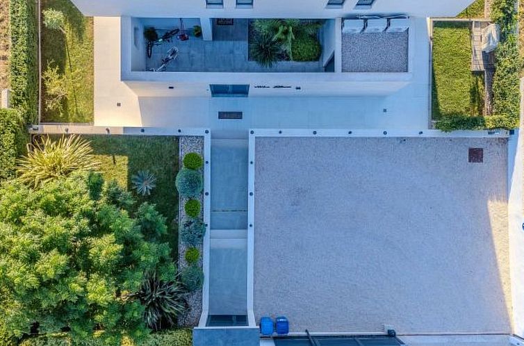 Vakantiehuis Beautiful villa Lara in Vrana with pool