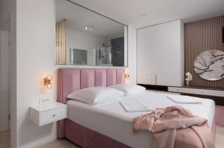 Vakantiehuis Villa Barbara with heated pool