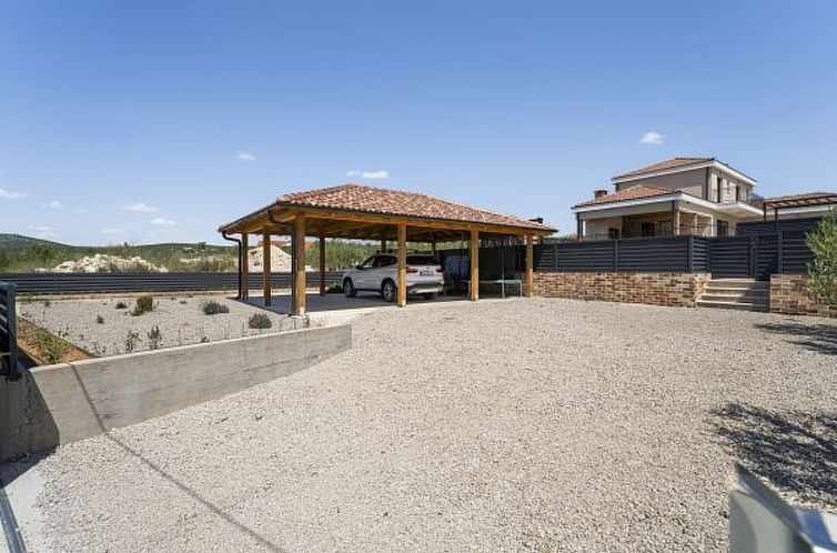 Vakantiehuis Magnificent Villa Oasis with extra large heated