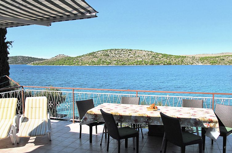 Guest house 1033417 - Apartment Dalmatia - Appartement Andriana