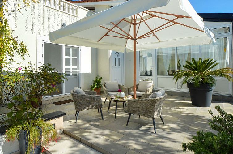 Vakantiehuis Villa Bloom garden