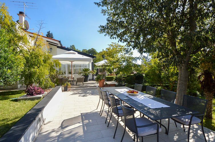 Vakantiehuis Villa Bloom garden