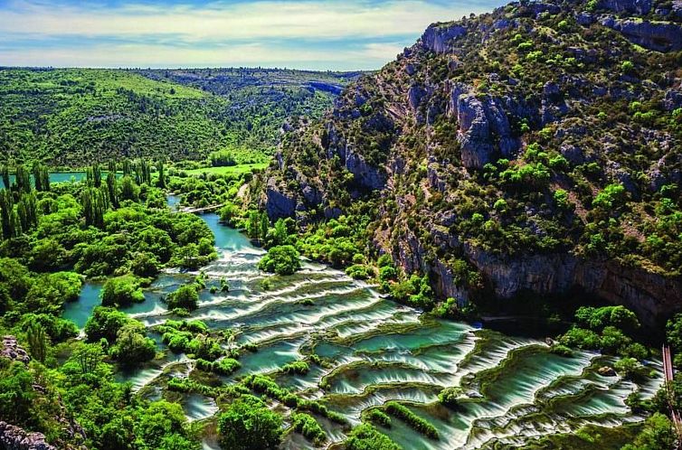 Appartement Komfortable, modern eingerichtete Wohnung