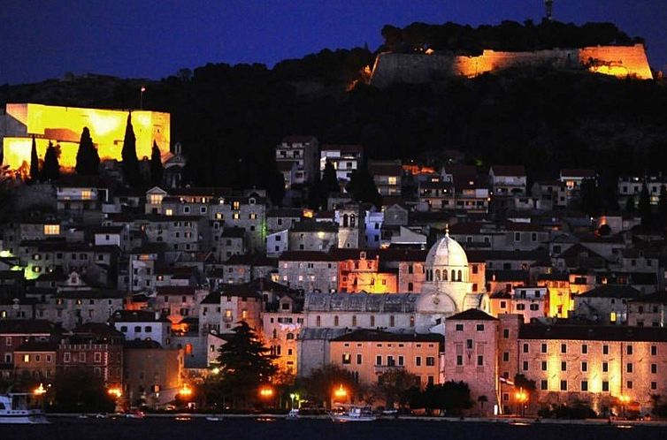 Appartement Komfortable, modern eingerichtete Wohnung