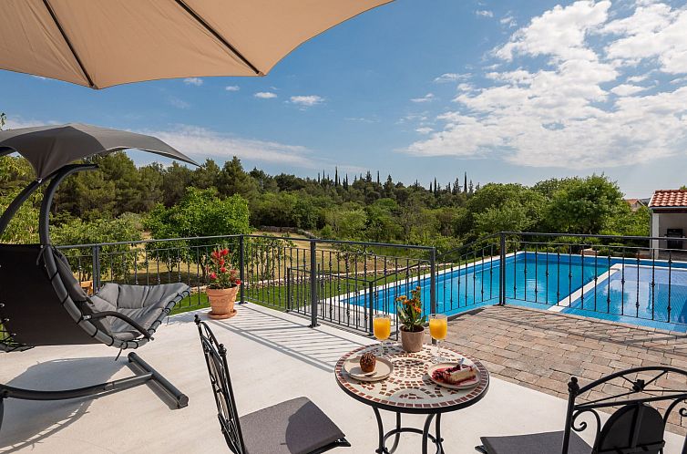 Vakantiehuis Villa Casa di Pietra Šibenik Gebiet