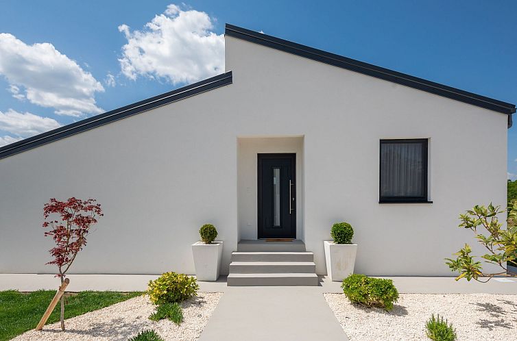 Vakantiehuis Villa Lu in Oklaj