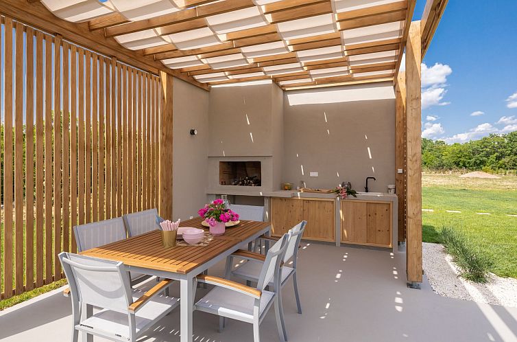 Vakantiehuis Villa Lu in Oklaj