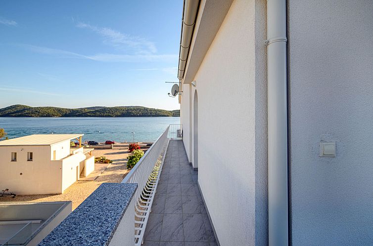 Appartement Wohnung in Šibenik mit privatem Parkplatz