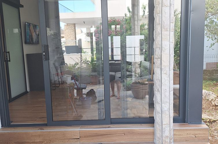 Guest house 1033435 - Apartment Dalmatia - Appartement Studio für zwei Personen im Erdgeschoss