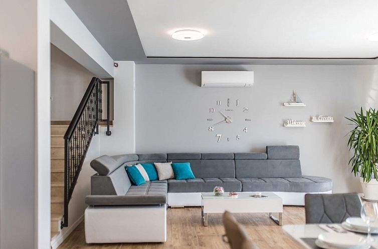 Vakantiehuis Villa Mandalina mit Pool und herrlichem Meerbli