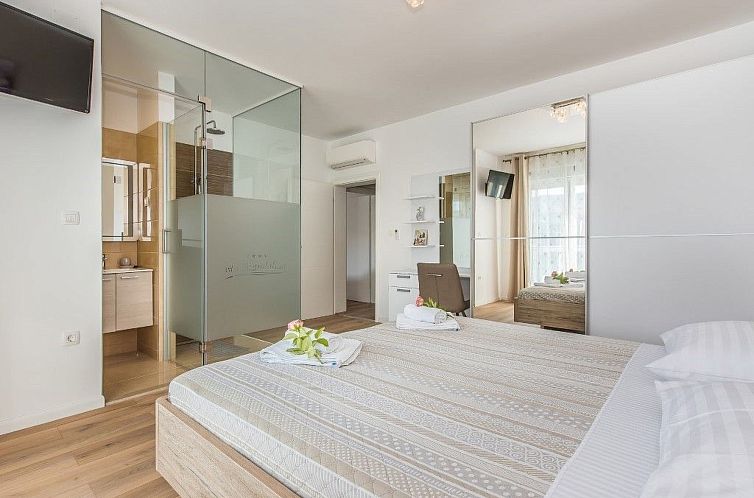 Vakantiehuis Villa Mandalina mit Pool und herrlichem Meerbli