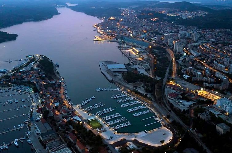 Appartement Appartement im Dachgeschoss mit Balkon