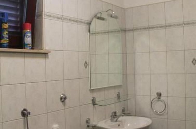 Appartement Wohnung Jadrija mit zwei Balkonen in Strandnähe