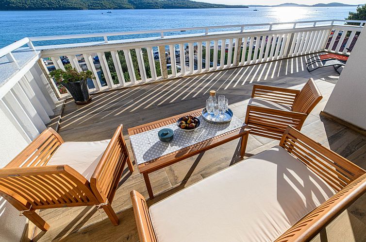 Guest house 1033447 - Apartment Dalmatia - Appartement "Appartement Nr. 5".