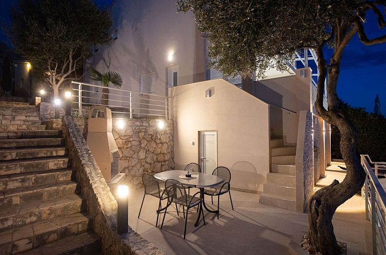 Vakantiehuis Villa "Villa Branka" direkt am Strand