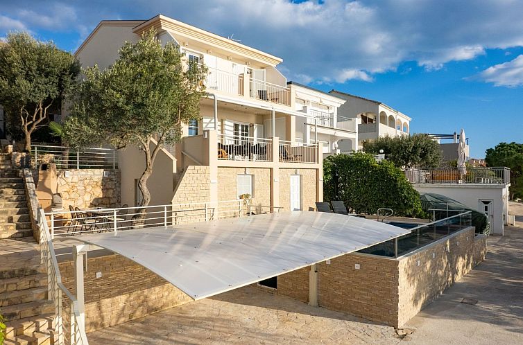 Vakantiehuis Villa "Villa Branka" direkt am Strand