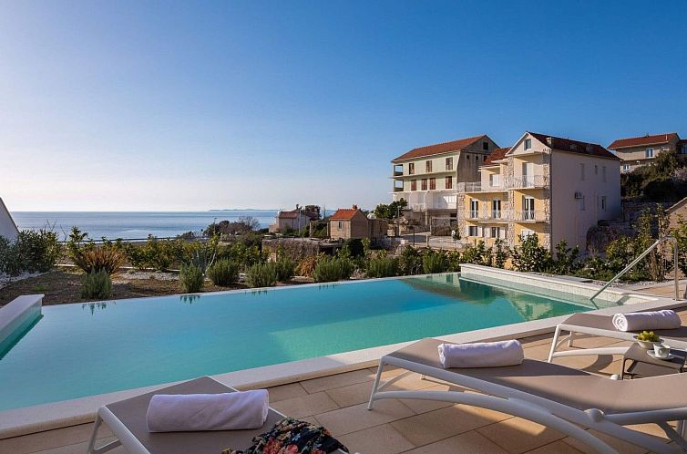 Vakantiehuis Luxusvilla Sole Dance mit atemberaubendem Ausbl