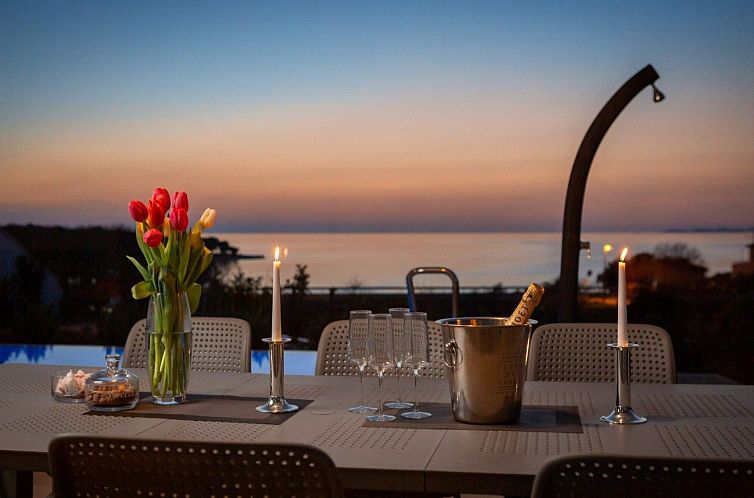 Vakantiehuis Luxusvilla Sole Dance mit atemberaubendem Ausbl