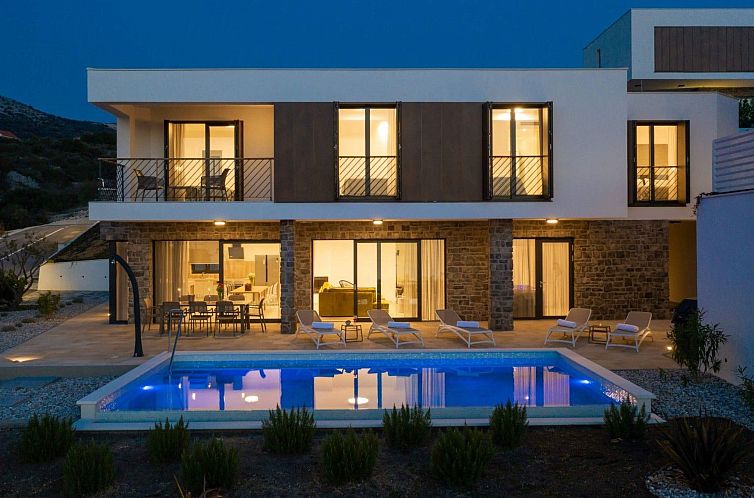 Vakantiehuis Luxusvilla Sole Dance mit atemberaubendem Ausbl