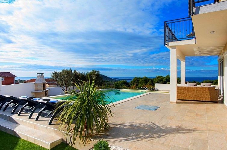 Unterkunft 1033518 - Ferienhaus Dalmatien - Vakantiehuis in Primošten mit privatem Pool