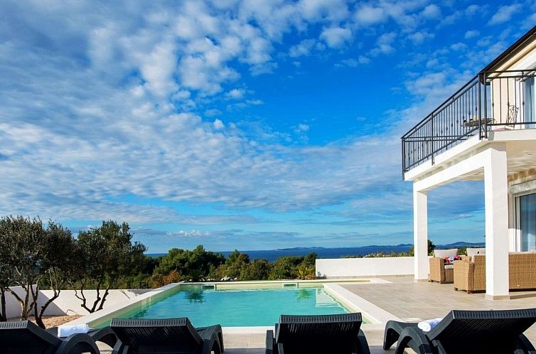 Vakantiehuis in Primošten mit privatem Pool