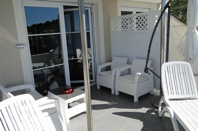 Appartement "Perla 3" mit Blick auf das Wasser